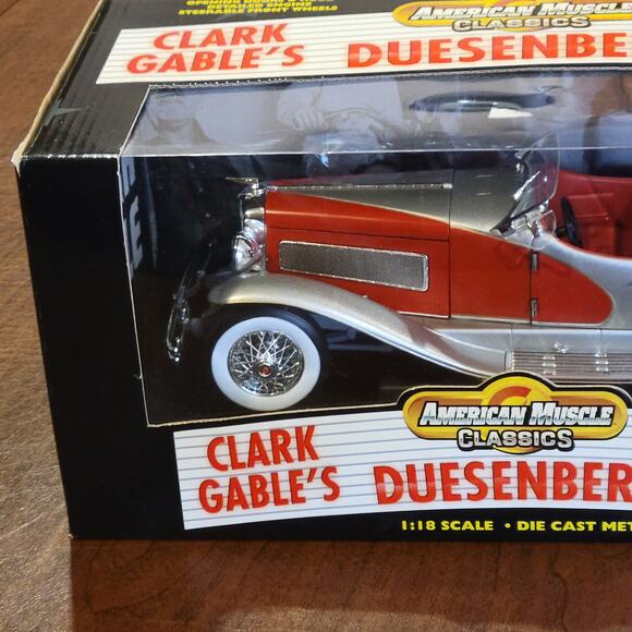 Clark Gables's American Muscle Classics 1935 Duesenberg Roadster Silver/Red - Picture 2 of 12